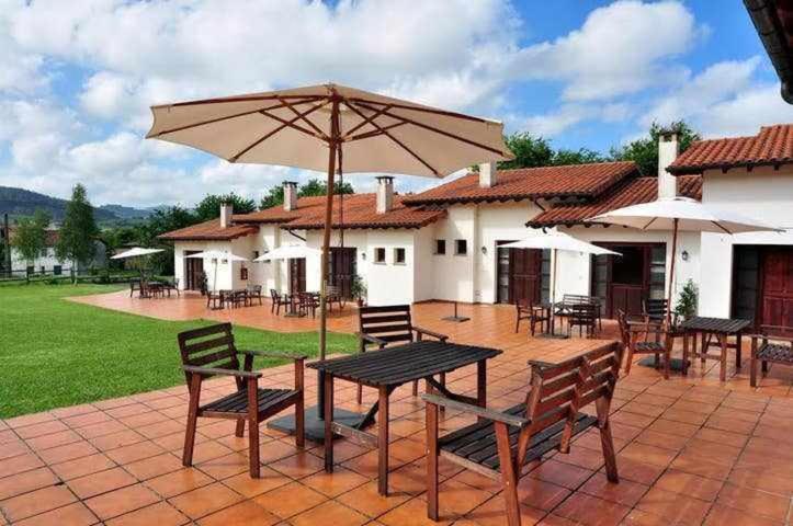 El Olivar  Apartamento Familiar Cercano A Playa De Rodiles 7 מראה חיצוני תמונה